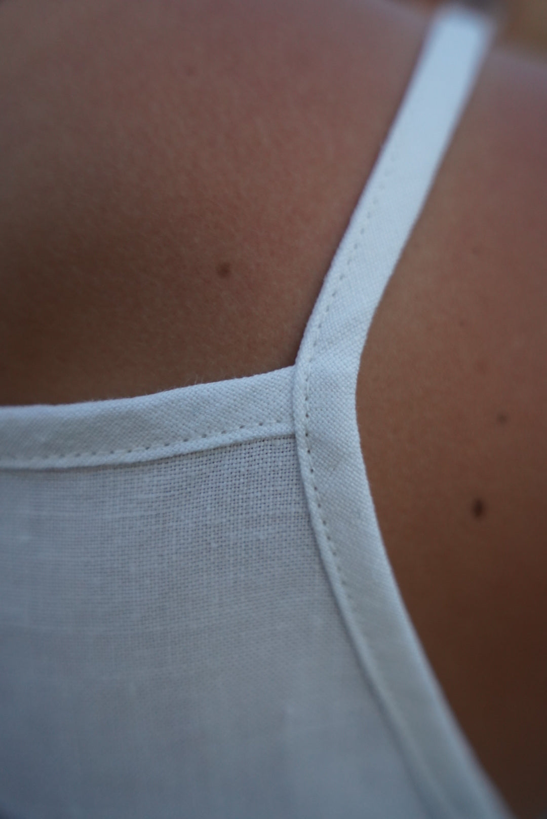 Square neck crop top S - white embroidered linen tablecloth