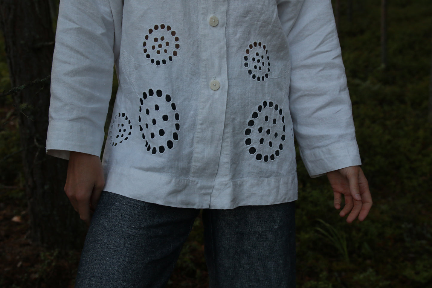 Button-up shirt with side slits - white embroidered linen tablecloth