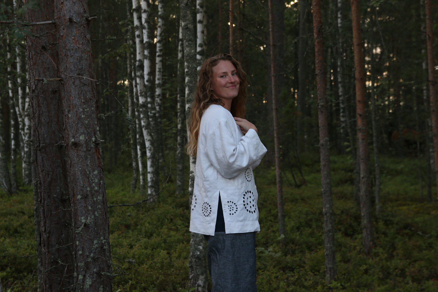 Button-up shirt with side slits - white embroidered linen tablecloth